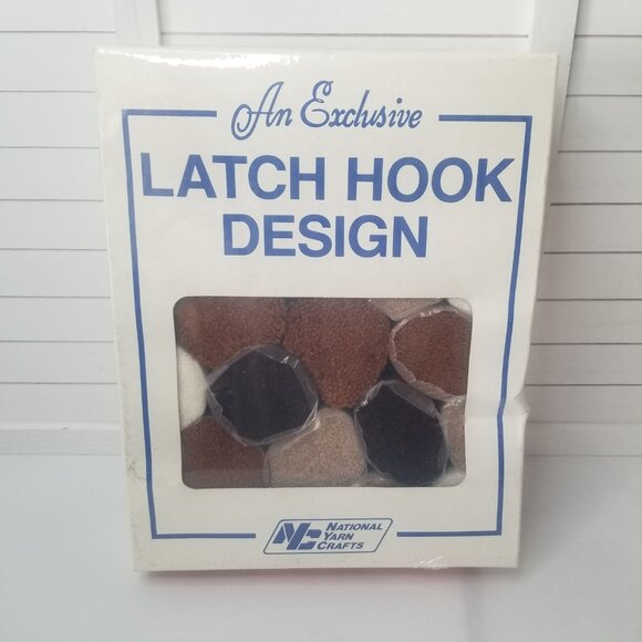 "RARE Vtg National Yarn Crafts Puppy Designer Collection Latch Hook Kit 20"x27" - Picture 5 of 5